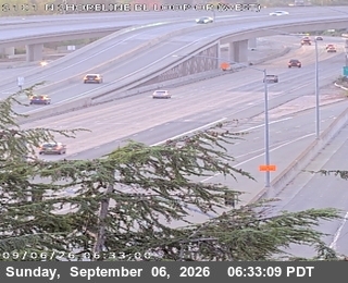 US-101 : at N Shoreline Blvd live camera view