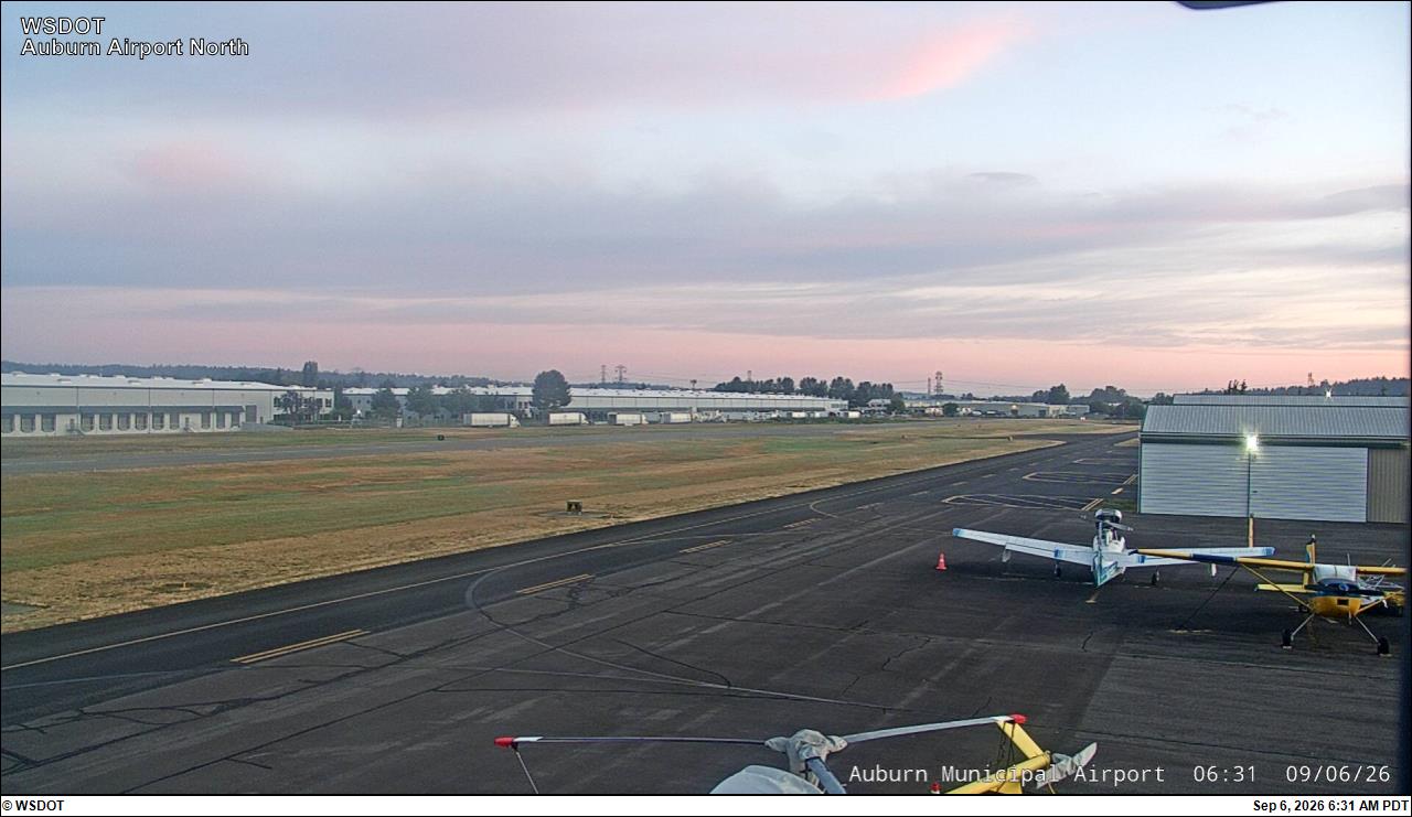 Auburn Municipal Airport North live camera view
