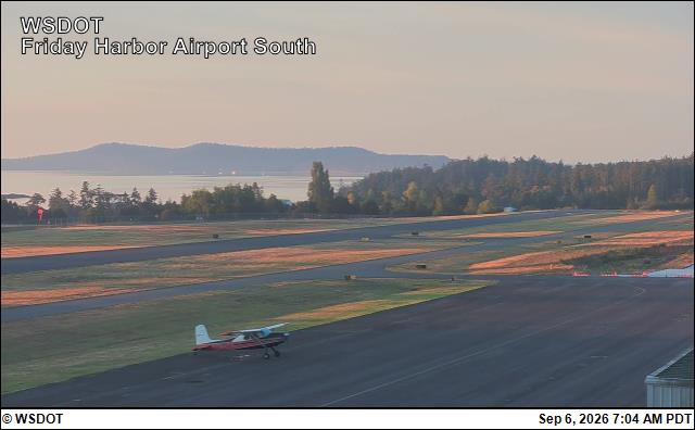 Friday Harbor Airport South live camera view