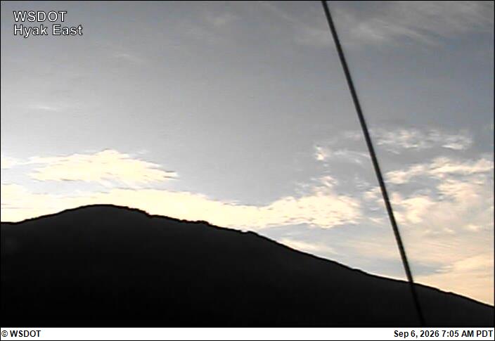 Hyak Looking East live camera view