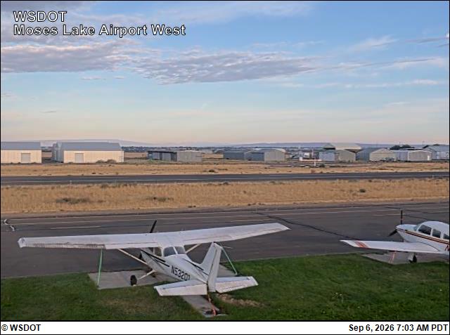 Moses Lake Municipal Airport West live camera view