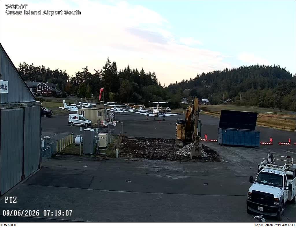 Orcas Island Airport South live camera view