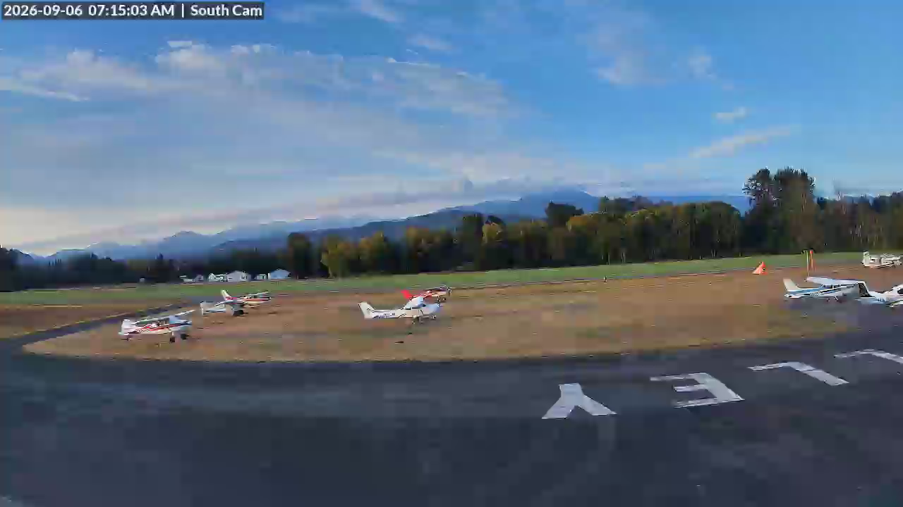 Sequim Valley Airport - South View live camera view
