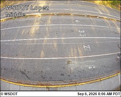 WSF Lopez Ferry Holding Middle live camera view