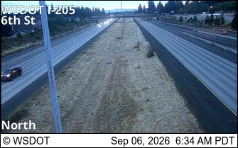 I-205 at MP 28.6: 6th St live camera view