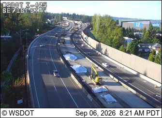 I-405 at MP 8: SE 71st St live camera view