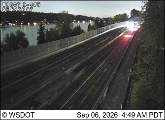 I-405 at MP 8.4: SE 64th St live camera view