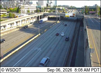 I-405 @ MP 13.5: NE 2nd Pl live camera view
