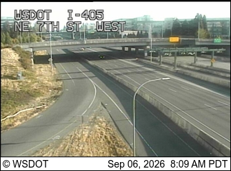 I-405 at MP 13.7: NE 7th St, West live camera view