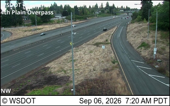 I-5 at MP 1.6: 4th Plain Overpass live camera view
