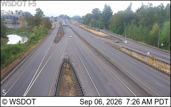 I-5 at MP 82.2: NB Exit 82 live camera view