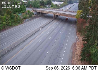 I-5 @ MP 107.8: Lilly Rd live camera view