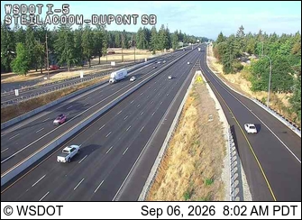 I-5 @ MP 118.9: Steilacoom-Dupont SB live camera view