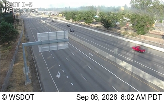I-5 at MP 123.1: Maple St SW live camera view