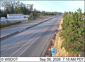 I-5 @ MP 127: South Tacoma Way live camera view