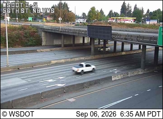 I-5 at 130.67: 56th St NB VMS live camera view