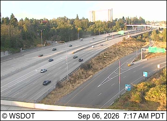 I-5 at MP 134: E McKinley Way live camera view