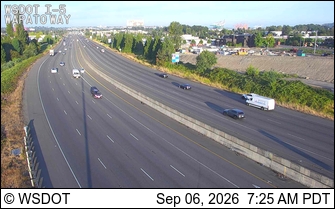 I-5 at MP 138.2: South of 70th Ave live camera view