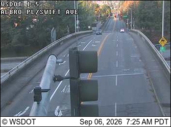 I-5 at MP 161.2: Albro Pl / Swift Ave live camera view