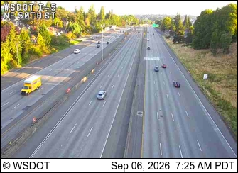 I-5 at MP 169.6: NE 50th St live camera view