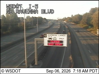 I-5 at MP 170.1: NE Ravenna Blvd live camera view