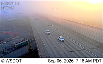 I-5 at MP 193: 36th St live camera view