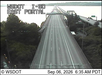 I-90 at MP 4.2: East Portal, Mt Baker Tunnel live camera view