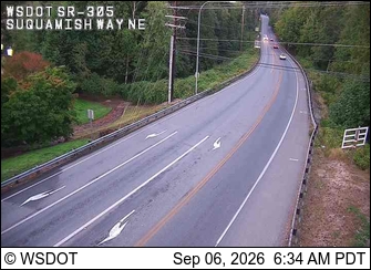 SR 305 @ MP 7.1: Suquamish Way live camera view
