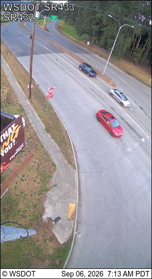SR 433 at MP 0.9: Lewis and Clark Bridge live camera view