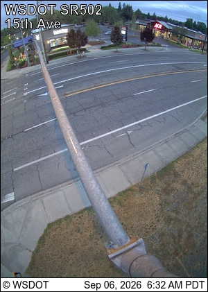 SR 502 at MP 5.8: 15th Ave live camera view