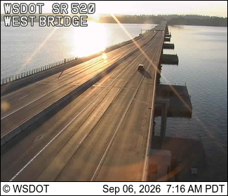 SR 520 at MP 2.4: West Bridge live camera view