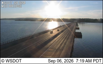 SR 520 at MP 2.9: Mid Bridge live camera view
