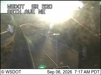 SR 520 at MP 5.4: 96th Ave NE live camera view