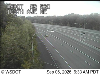 SR 520 at MP 5.7: 100th Ave NE live camera view