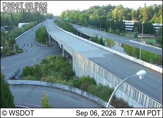 SR 520 at MP 6.2: 108th Ave NE, North live camera view