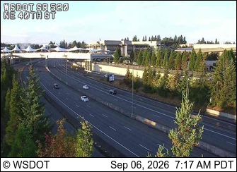 SR 520 at MP 10.1: NE 40th St live camera view