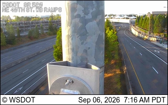 SR 520 @ MP 10.1: NE 40th St, WB Ramps live camera view