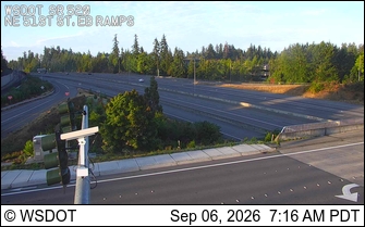 SR 520 at MP 10.7: NE 51st St live camera view