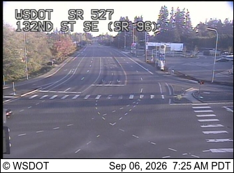 SR 527 at MP 8.8: 132nd St SE / SR 96 live camera view