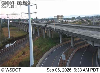 SR 529 at MP 6: I-5 SB Ramps live camera view
