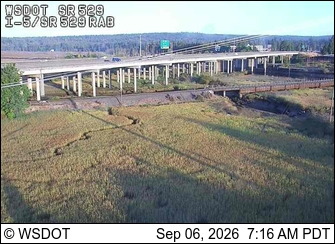 SR 529 at MP 6.2: I-5/SR 529 RAB live camera view