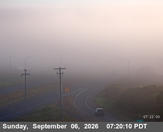 US-101 : Eureka / Spruce Point - Looking North (C023) live camera view