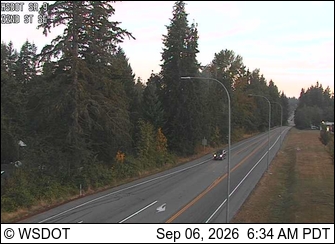SR 9 at MP 13.3: 32nd St SE live camera view