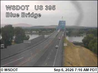 US 395 at MP 19.2: Blue Bridge live camera view
