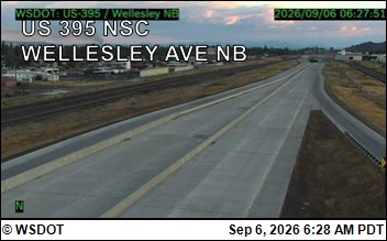 US 395 NSC at MP 160.7: Wellesley Ave live camera view