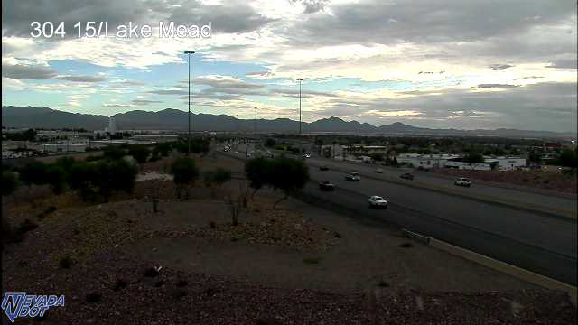 I-15 SB Lake Mead N live camera view