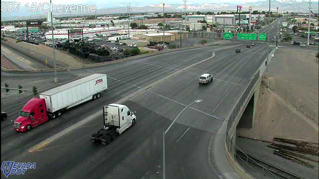 I-15 SB Cheyenne live camera view