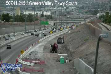 Green Valley Pkwy & I-215 EB Beltway DLC live camera view