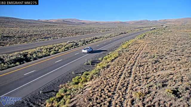 I-80 Emigrant W/B Chain Up MM275 MM23.5 live camera view