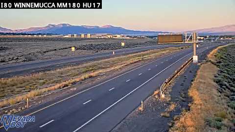 I80 Winnemucca MM180 HU17 live camera view